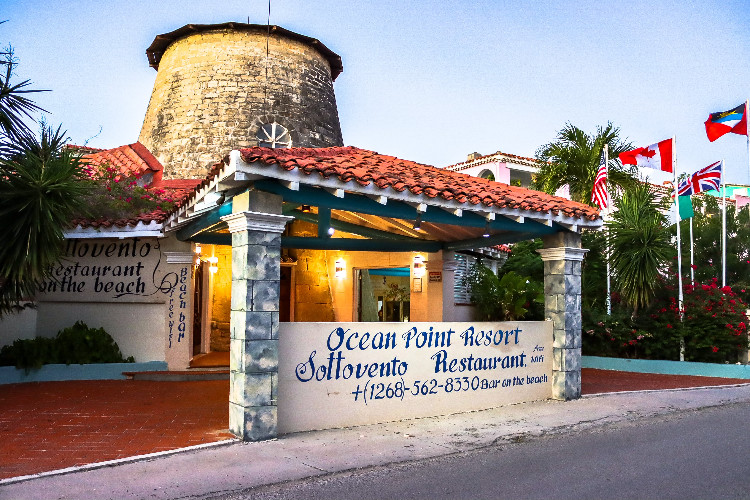 Image principale de l'hôtel Ocean Point Resort offert par VosVacances.ca