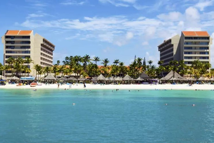 Image principale de l'hôtel Barcelo Aruba offert par VosVacances.ca