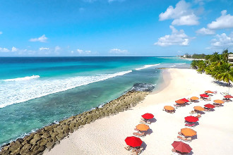 Image du ocean two resort and residences beach offert par VosVacances.ca