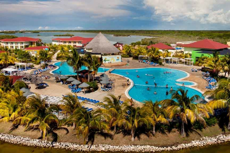 Image principale de l'hôtel Memories Caribe offert par VosVacances.ca