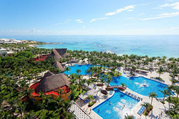 Image du barcelo maya tropical beach offert par VosVacances.ca