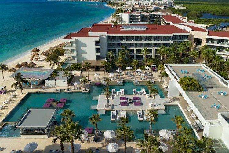 Image du breathless riviera cancun balcony offert par VosVacances.ca