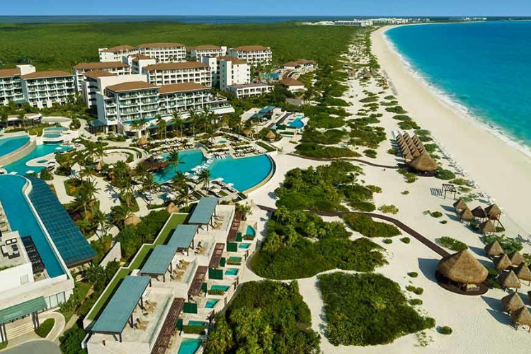 Image principale de l'hôtel Dreams Playa Mujeres offert par VosVacances.ca