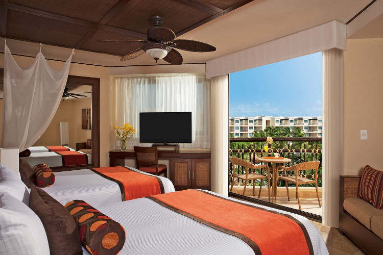 Image du dreams riviera cancun beach offert par VosVacances.ca