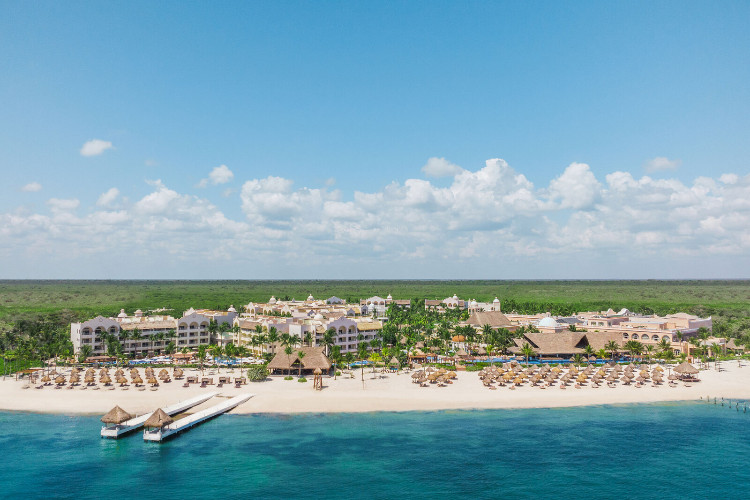 Main image of the Excellence Riviera Cancun offered by YourVacations.ca