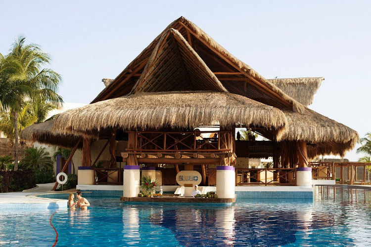 Image du excellence riviera cancun golf offert par VosVacances.ca