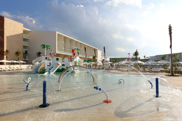 Image du grand palladium costa mujeres garden offert par VosVacances.ca