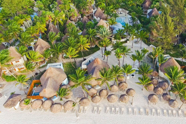 Image du mahekal beach resort garden offert par VosVacances.ca