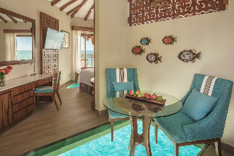 Image du palafitos overwater bungalows fitness offert par VosVacances.ca