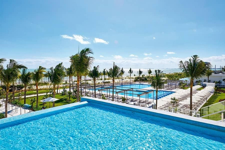 Image du riu palace costa mujeres beach offert par VosVacances.ca