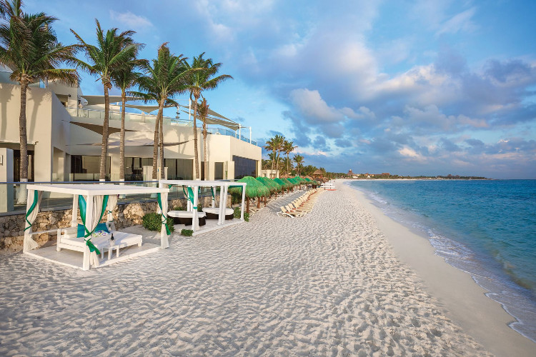 Image du sunscape akumal beach balcony offert par VosVacances.ca