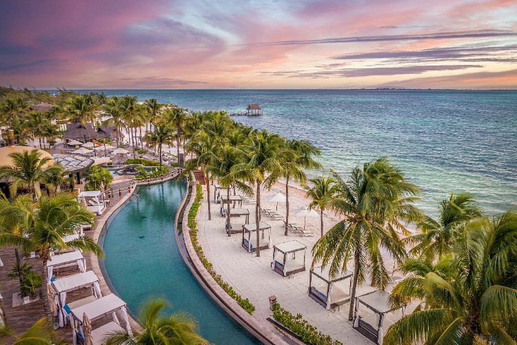 Image du villa del palmar balcony offert par VosVacances.ca