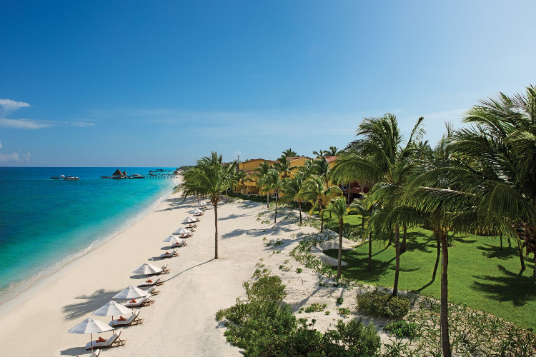 Main image of the Zoetry Paraiso offered by YourVacations.ca