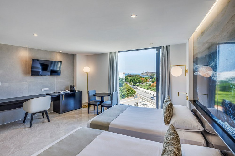 Image du innside habana catedral balcony offert par VosVacances.ca