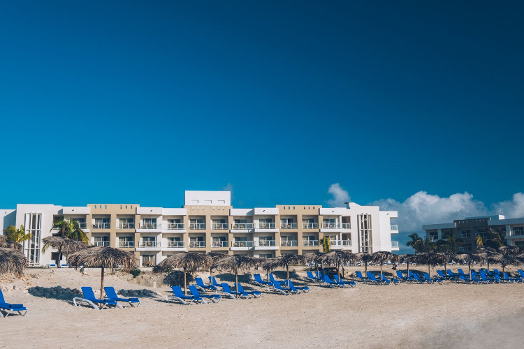 Image principale de l'hôtel Iberostar Coral offert par VosVacances.ca