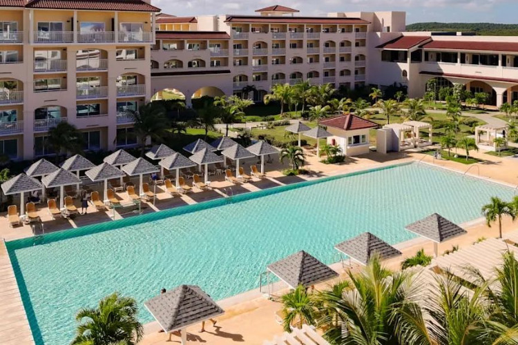 Image principale de l'hôtel Grand Memories Holguin offert par VosVacances.ca