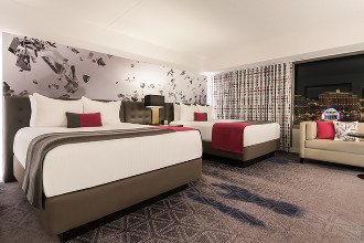 Image du planet hollywood balcony offert par VosVacances.ca