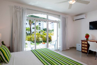 Image du whala bayahibe beach offert par VosVacances.ca