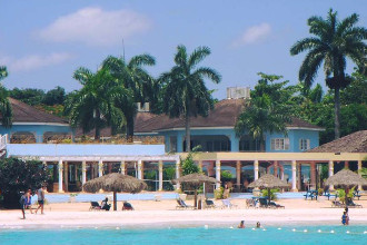 Image du beachcomber club balcony offert par VosVacances.ca