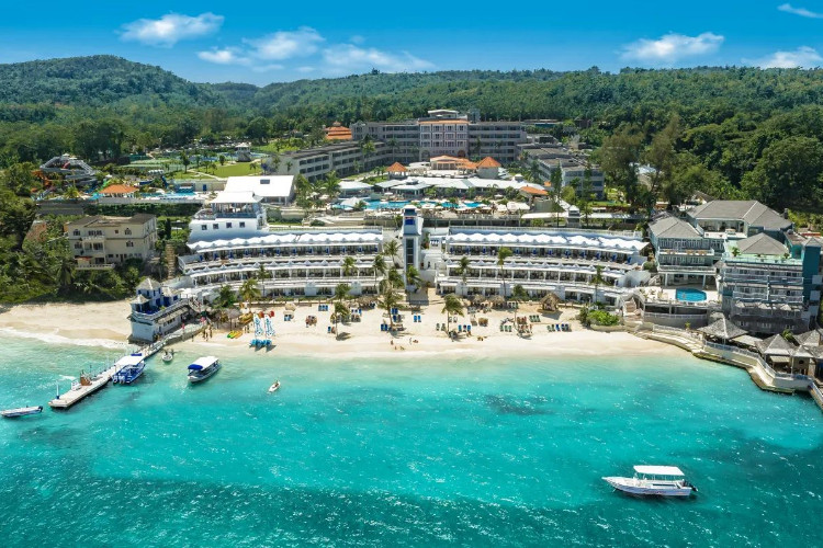 Image principale de l'hôtel Beaches Ocho Rios offert par VosVacances.ca