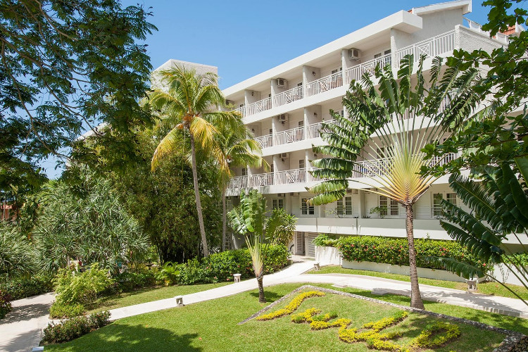 Image principale de l'hôtel Sandals Ochi Beach offert par VosVacances.ca