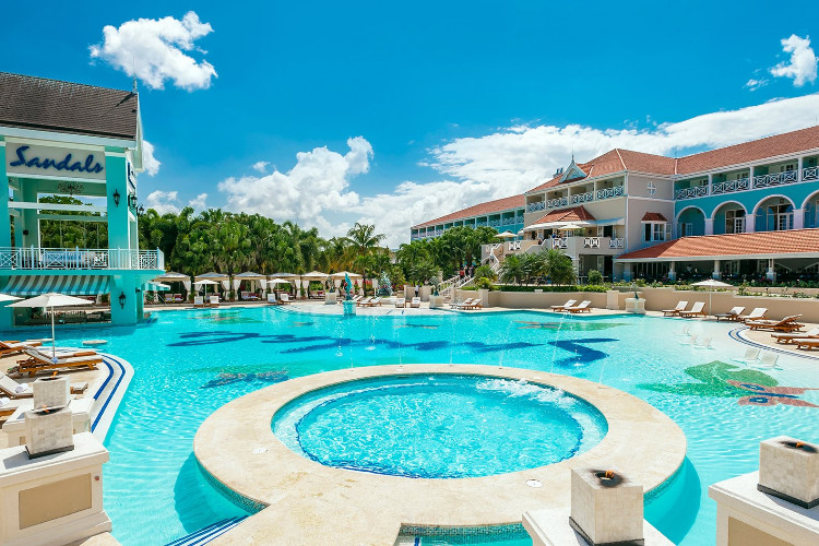 Image du sandals ochi beach beach offert par VosVacances.ca