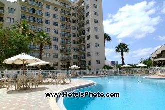 Image principale de l'hôtel Enclave Suites offert par VosVacances.ca