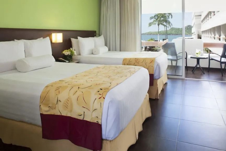 Image du emporio mazatlan beach offert par VosVacances.ca