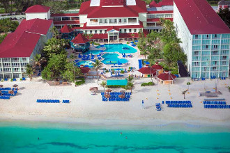 Image principale de l'hôtel Breezes Bahamas offert par VosVacances.ca