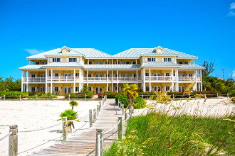 Main image of the Beach House offered by YourVacations.ca