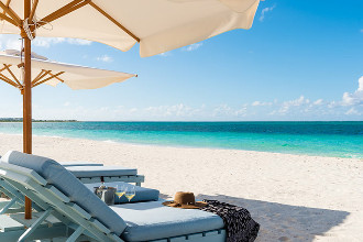 Image du beach house balcony offert par VosVacances.ca
