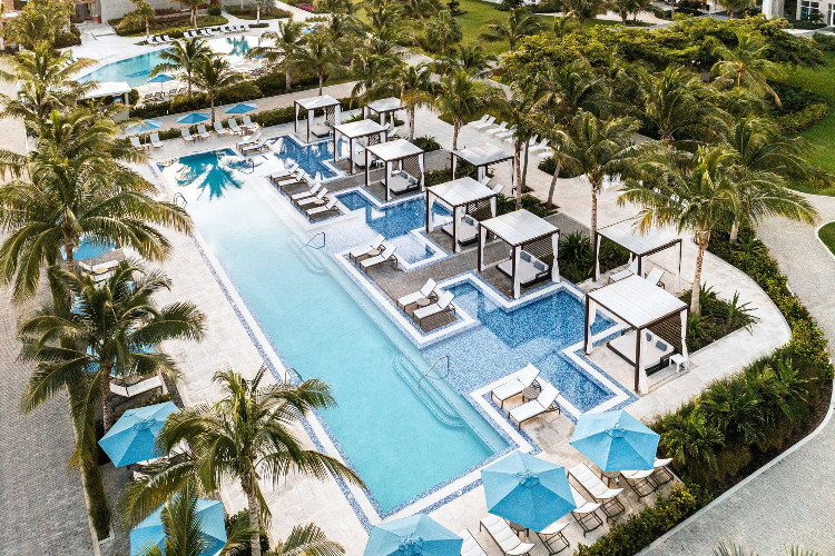 Image du ritz-carlton turks and caicos beach offert par VosVacances.ca