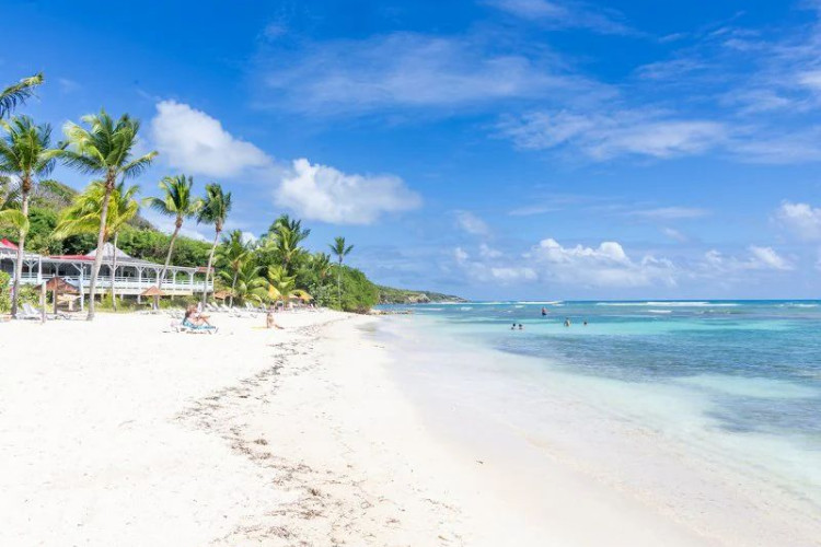 Image du pierre et vacances village  beach offert par VosVacances.ca