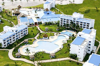 Image principale de l'hôtel Playa Blanca Resort offert par VosVacances.ca