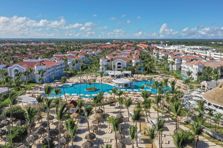 Image principale de l'hôtel Bahia Principe Luxury Ambar offert par VosVacances.ca