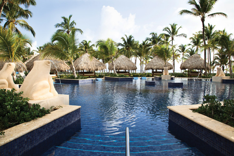 Image du barcelo bavaro palace beach offert par VosVacances.ca