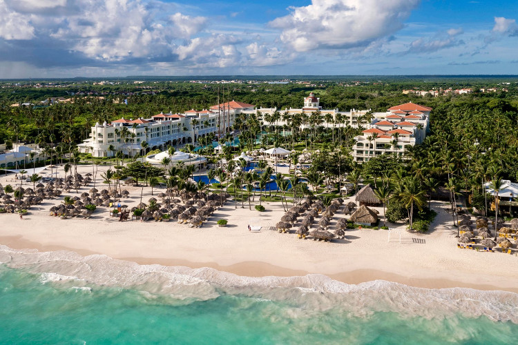 Image principale de l'hôtel Iberostar Grand Bavaro offert par VosVacances.ca