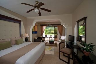 Image du melia caribe tropical balcony offert par VosVacances.ca
