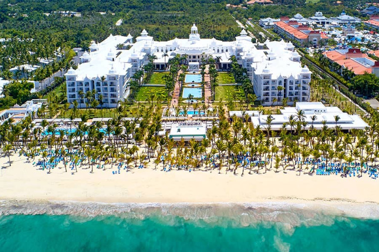 Image principale de l'hôtel Riu Palace Punta Cana offert par VosVacances.ca