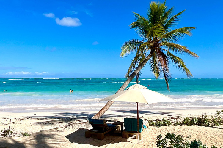 Image du vik hotel cayena beach balcony offert par VosVacances.ca