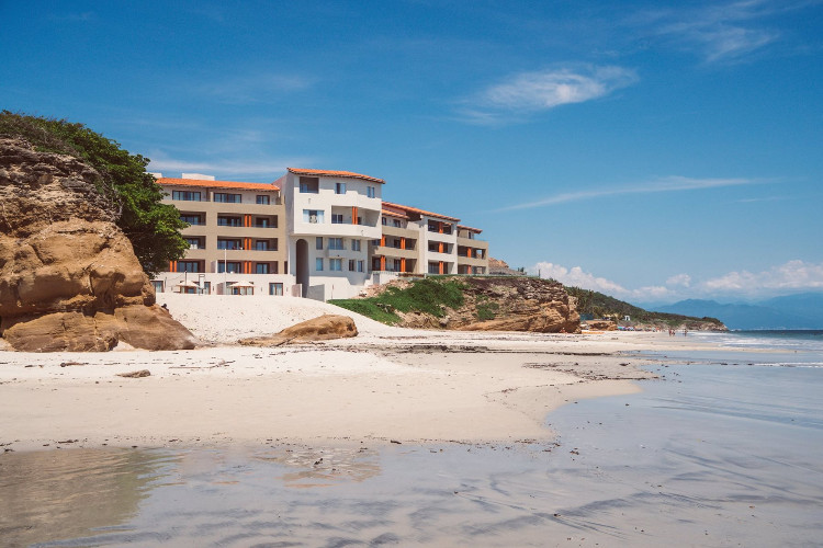 Image du armony marival resort and spa punta de mita balcony offert par VosVacances.ca