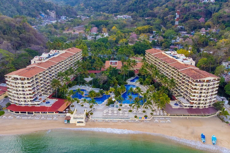 Image principale de l'hôtel Barcelo Puerto Vallarta offert par VosVacances.ca