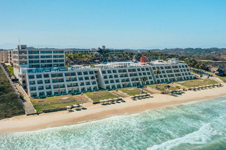 Image principale de l'hôtel Iberostar Playa Mita offert par VosVacances.ca