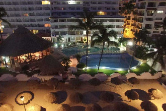 Image principale de l'hôtel Tropicana offert par VosVacances.ca