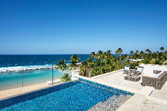 Image du dorado beach a ritz carlton reserve balcony offert par VosVacances.ca