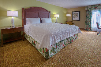 Image du hampton inn and suites balcony offert par VosVacances.ca