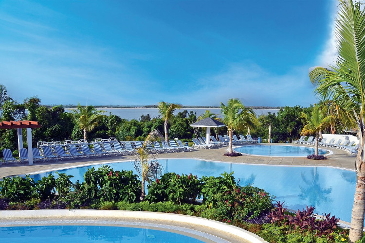 Image du grand aston cayo las brujas  beach offert par VosVacances.ca