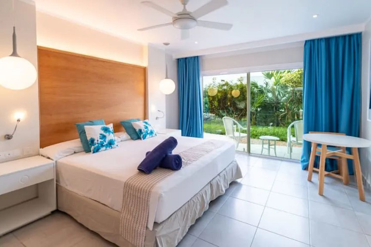 Image du sanctuary white sands beach offert par VosVacances.ca