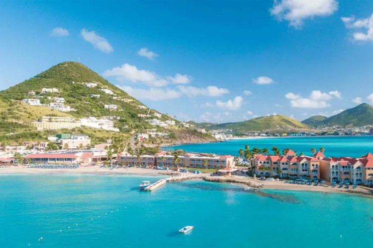 Main image of the Divi Little offered by YourVacations.ca