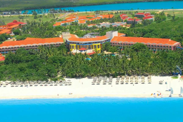 Image principale de l'hôtel Brisas Del Caribe offert par VosVacances.ca